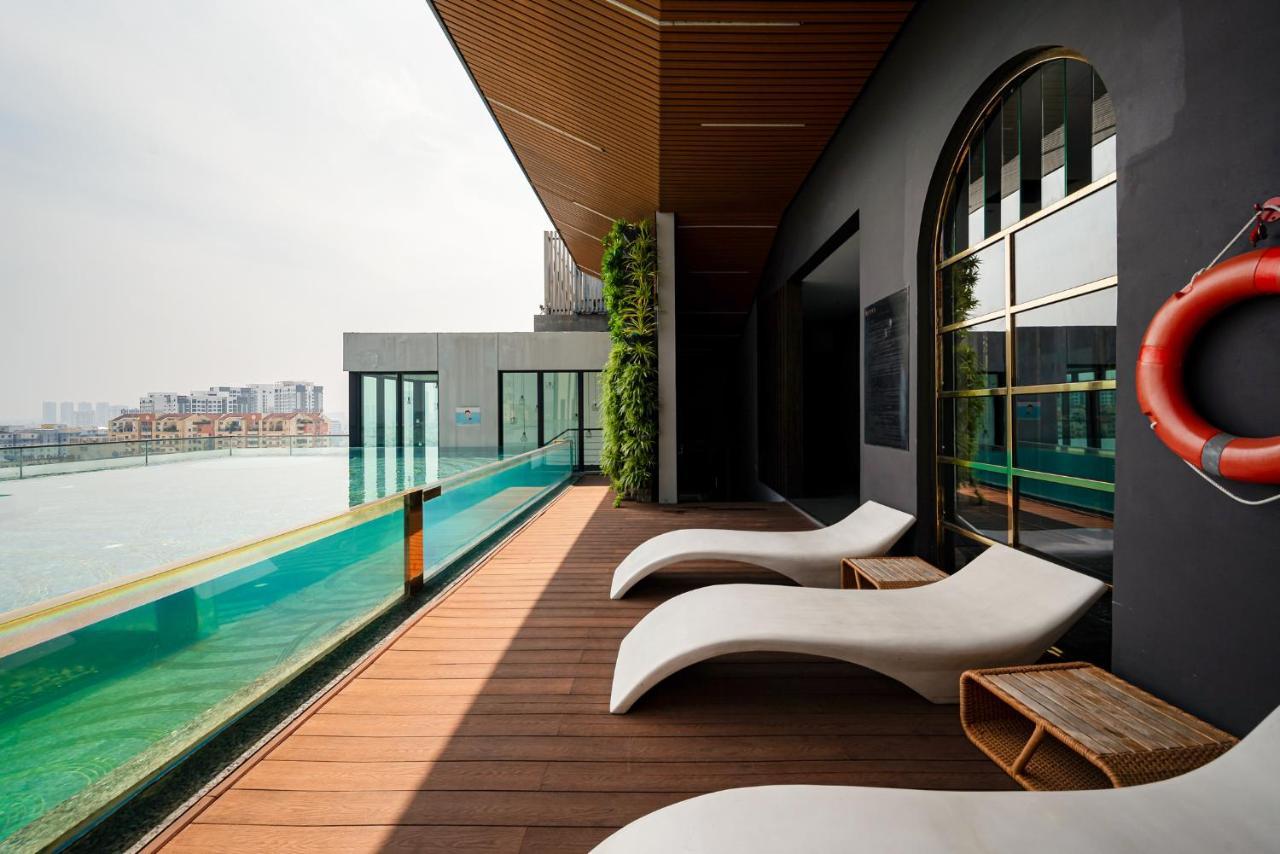 Luxury Retreat D1Mension Apartment Ho Chi Minh City Exterior photo